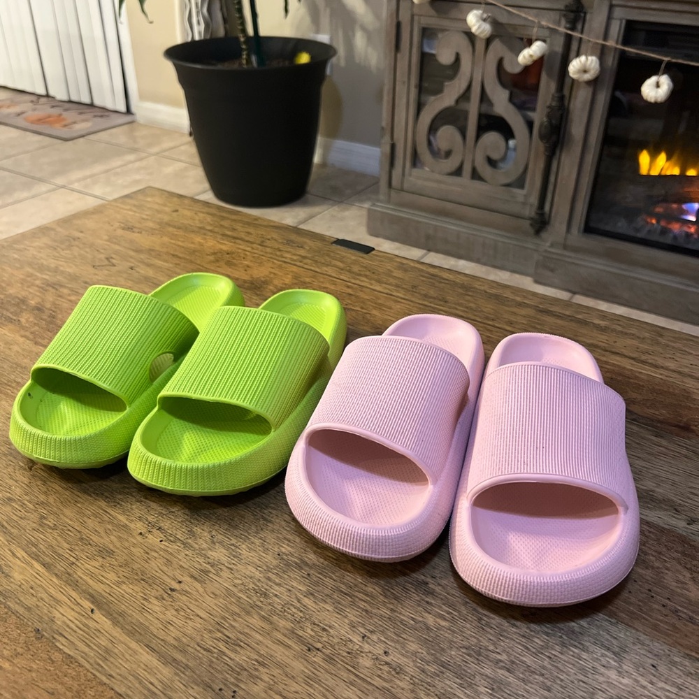 Women Slide Sandals - Green and Pink Set